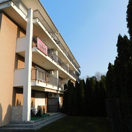 Kohl Wellness Apartman Siofok Exterior photo